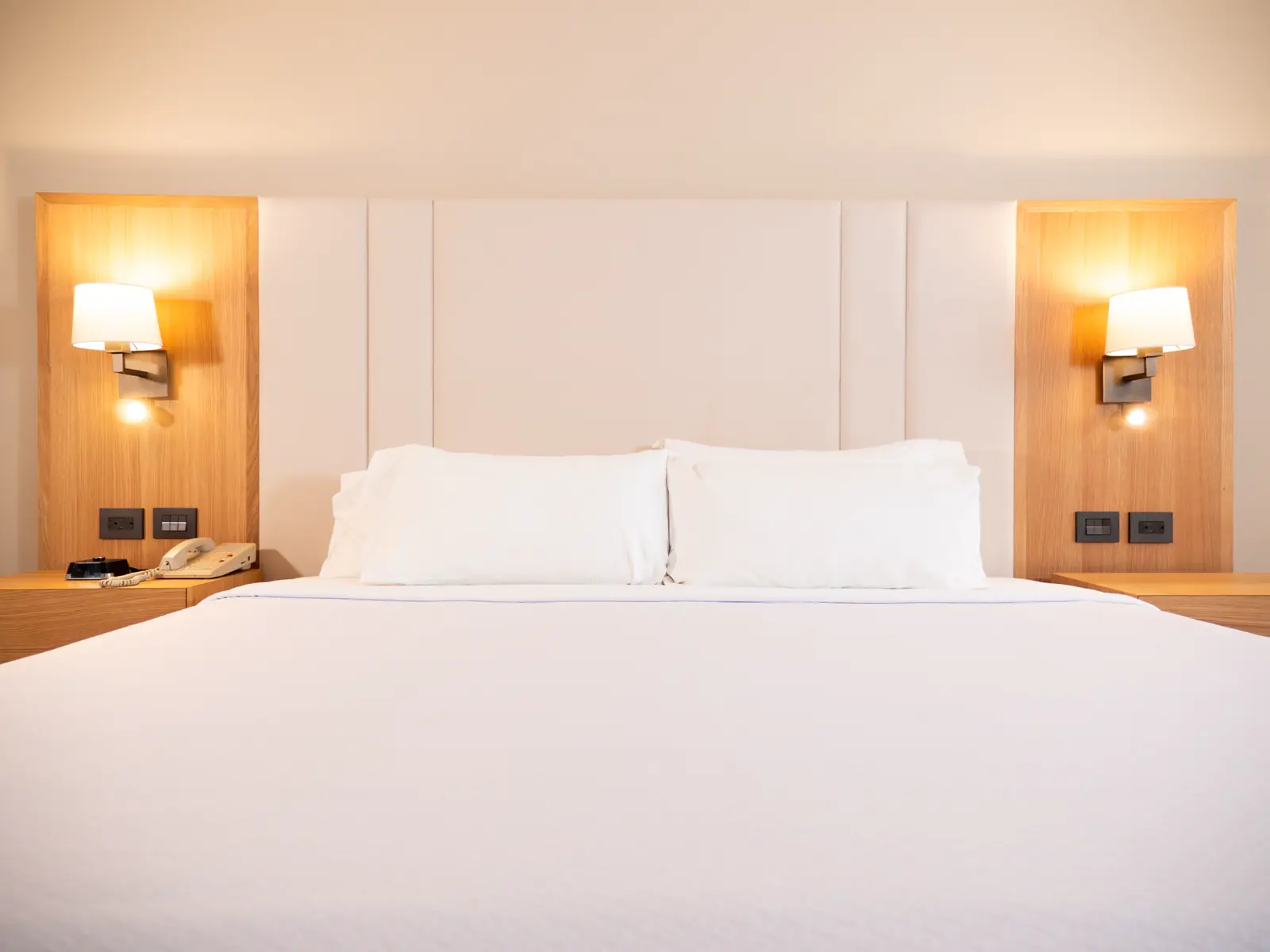 1 CAMA KING SUPERIOR 2 de 5