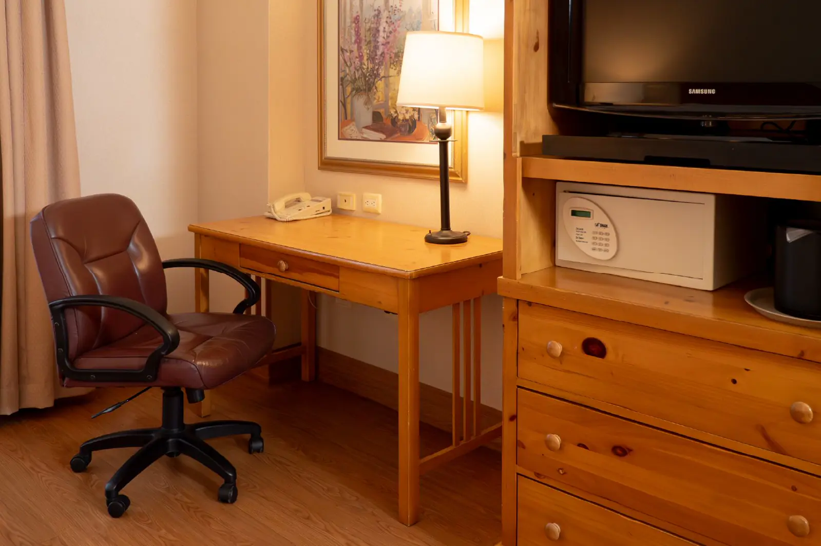 1 CAMA KING SUITE 5 de 5