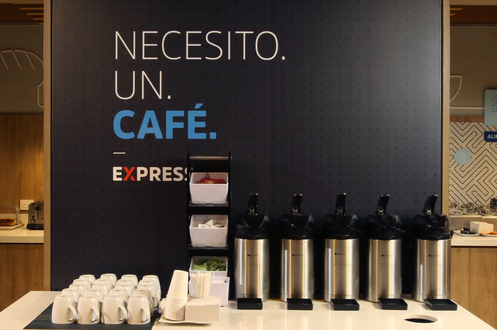 DESAYUNO BUFFET 3 de 6